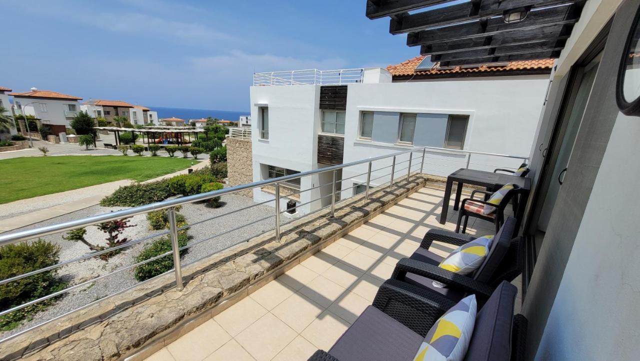 Sea And Mountain View Beachfront Penthouse Yali Exterior photo